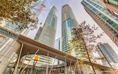 12 York Street 3105, Toronto C01, ON M5J 0A9