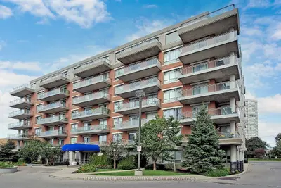 777 Steeles Avenue W 404, Toronto C07, On M2r 3y4