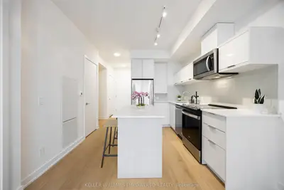 10 Deerlick Court 914, Toronto C13, On M3a 0a7