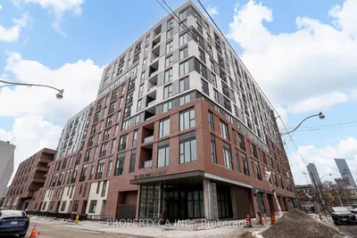 30 Dreamers Way 646, Toronto C08, ON M5A 0Y7