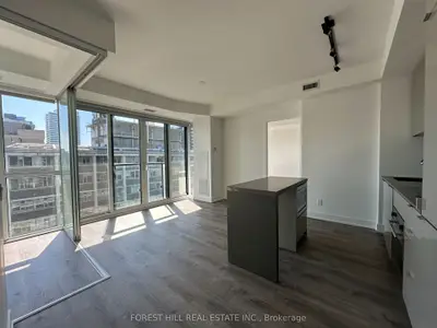 7 Grenville Street 2207, Toronto C01, On M4y 0e9