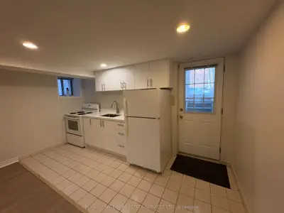 782 Palmerston Avenue Basement, Toronto C02, ON M6G 2R5