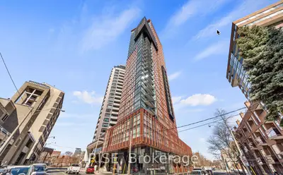 32 Davenport Road 1807, Toronto C02, ON M5R 0B5