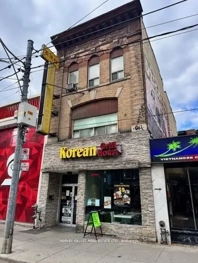 214 Queen Street W Main, Toronto C01, ON M5V 1Z2