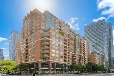 887 Bay Street 205, Toronto C01, ON M5S 3K4