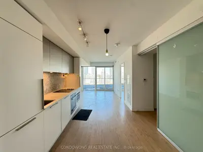 85 Wood Street 3109, Toronto C08, On M4y 0e8