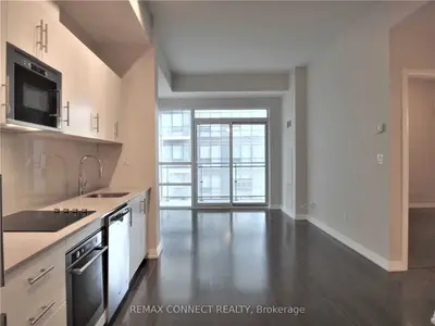 460 Adelaide Street E 819, Toronto C08, ON M5A 0M8