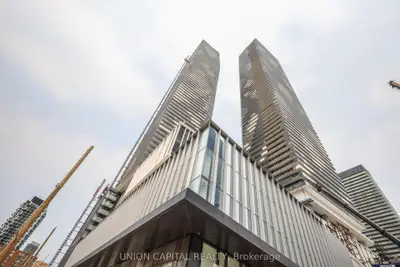 55 Cooper Street 2711, Toronto C08, On M5e 0g1