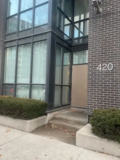 420 Lake Shore Boulevard W G02 Main Floor, Toronto C01, ON M5V 2V9