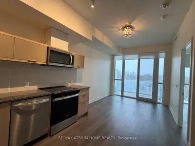 10 Deerlick Court 713, Toronto C13, ON M3A 0A7