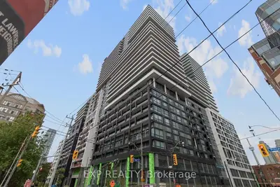 70 Princess Street 2704a, Toronto C08, On M5a 0x6