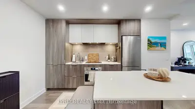 35 Tubman Avenue 716, Toronto C08, On M5a 0t1