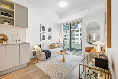 50 Dunfield Avenue 1014, Toronto C10, On M4s 0e4