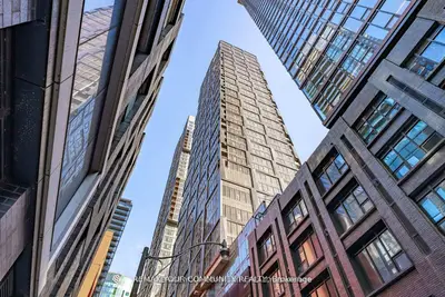 15 Mercer Street 1404, Toronto C01, On M5v 1h2