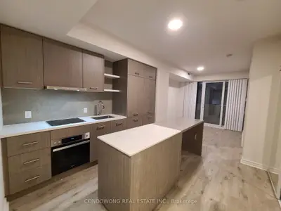 88 Harbour Street 7109, Toronto C01, ON M5J 0C3