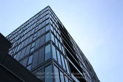 500 Dupont Street 506, Toronto C02, On M6g 0b8