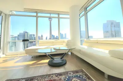25 Telegram Mews 3806, Toronto C01, ON M5V 3Z1