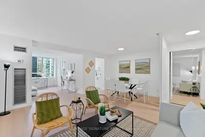 633 Bay Street 921, Toronto C01, ON M5G 2G4