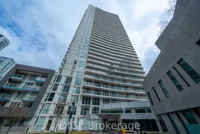 75 Queens Wharf Road 915, Toronto C01, On M5v 0j8
