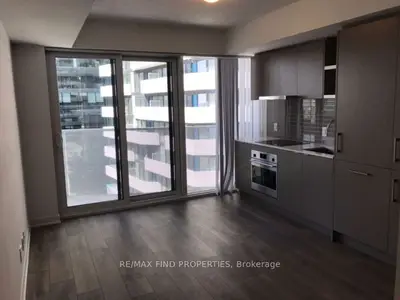 88 Harbour Street 1511, Toronto C01, On M5j 0c3