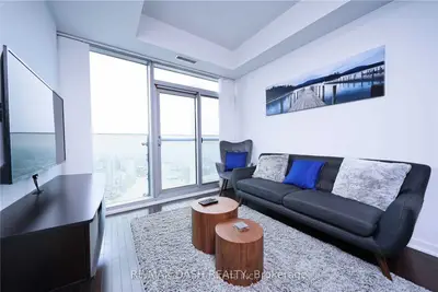 14 York Street 6607, Toronto C01, ON M5J 2Z2