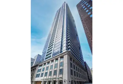 70 Temperance Street 1810, Toronto C01, ON M5H 0B1