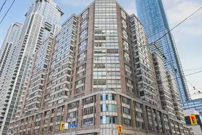 717 Bay Street 403, Toronto C01, ON M5G 2J9