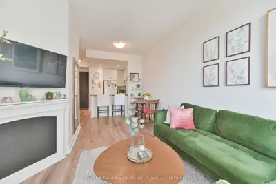 85 Bloor Street E 1704, Toronto C08, ON M4W 3Y1