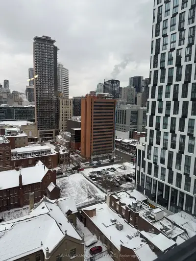 82 Dalhousie Street 1909, Toronto C08, ON M5B 1Y7