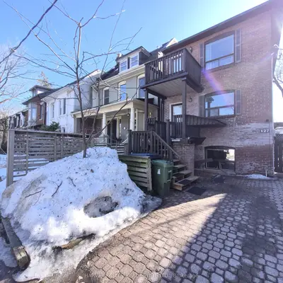 127 Summerhill Avenue Main/Lower, Toronto C09, ON M4T 1B1