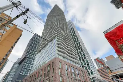 100 Dalhousie Street 3303, Toronto C08, ON M5B 0C7