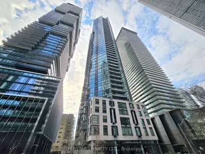 45 Charles Street 1008, Toronto C08, ON M4Y 0B8