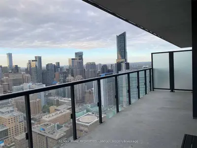 488 University Avenue 2916, Toronto C01, ON M5G 0C1