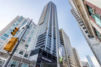 395 Bloor Street E 5210, Toronto C08, ON M4W 1H7