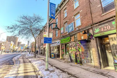 497 Bloor Street W 16 (3rd), Toronto, On M5s 1y2