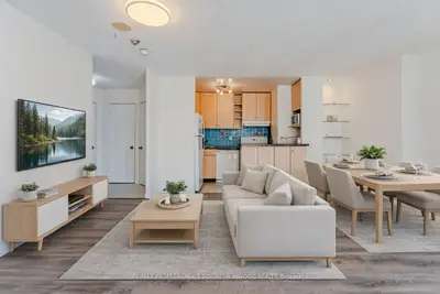 55 Centre Avenue 2507, Toronto C01, On M5g 2h5