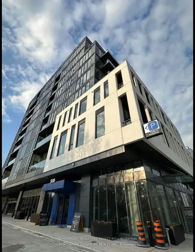 500 Dupont Street 709, Toronto C02, On M6g 1y7