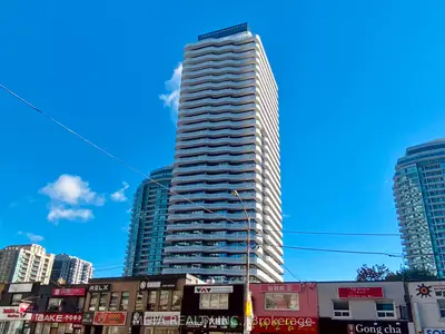 15 Holmes Avenue 2207, Toronto C14, ON M2N 0L4