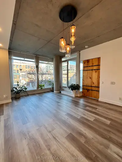 75 Portland Street 410, Toronto C01, ON M5V 2M9