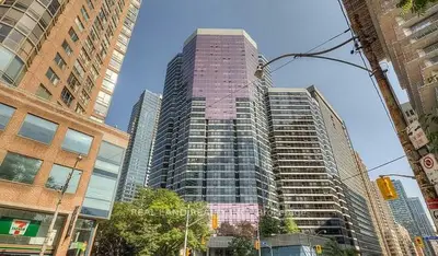 1001 Bay Street 2613, Toronto C01, On M5s 3a6