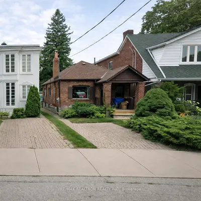 52 Belcourt Road, Toronto C10, On M4s 2t9