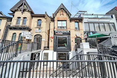 334 Dundas Street W, Toronto C01, ON M5T 1G5
