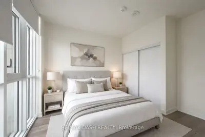 10 Deerlick Court 104, Toronto C13, On M3a 0a7