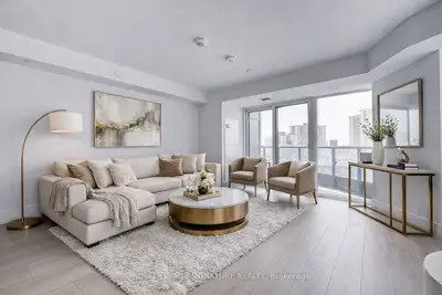 585 Bloor Street E 2722, Toronto C08, On M4w 0b3
