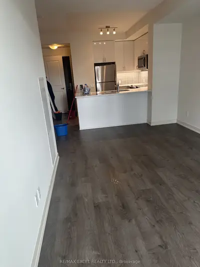 4955 Yonge Street 2510, Toronto C14, ON M2N 0L8
