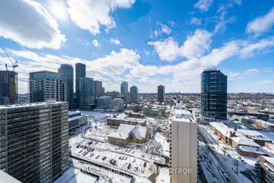 101 Erskine Avenue 2114, Toronto C10, ON M4P 0C5