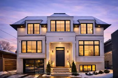 245 Patricia Avenue, Toronto C07, On M2m 1j7