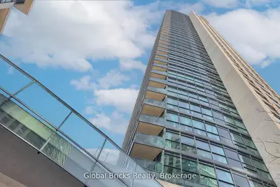 215 Fort York Boulevard #215, Toronto C01, ON M5V 4A1