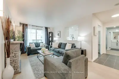 168 Simcoe Street 1513, Toronto C01, On M5h 4c9