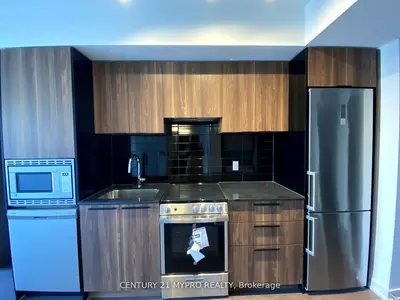 501 Yonge Street 1106, Toronto C08, On M4y 1y4